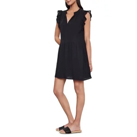 Velvet by Graham & Spencer Dresses & Skirts - Velvet by Graham & Spencer Short Black Dress